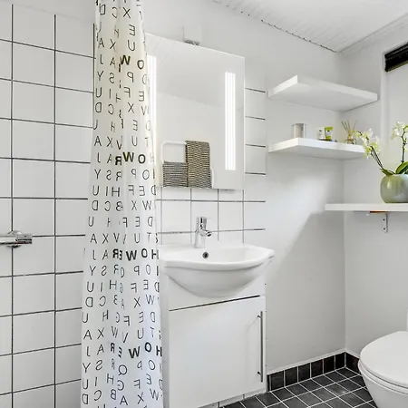 Casa vacanze Nice In With Kitchen