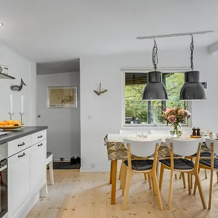 Nice In With Kitchen Casa vacanze